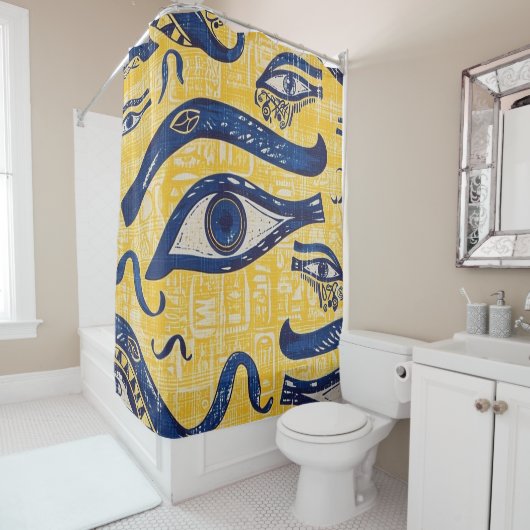 Geel en Blauw Egyptisch Patroon - Oog van Horus Douchegordijn (In situ)