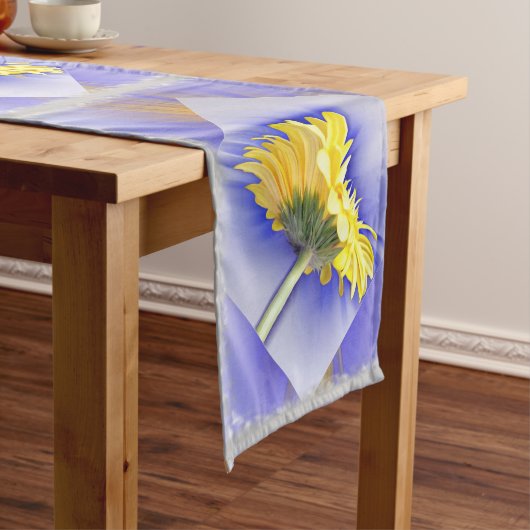 Geel en blauw lange tafelloper (Voorbeeld)