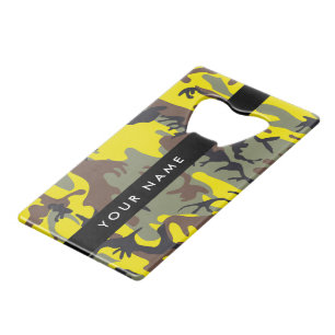 Geel en Bruin Camouflage Je naam Personaliseer Creditkaart Flessenopener
