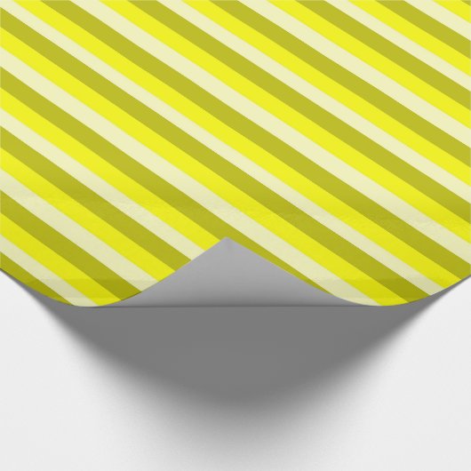 Geel en goudstrippapier cadeaupapier (Hoek)