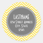 Geel en grijs Chevron Pattern Aangepast monogram Ronde Sticker (Voorkant)