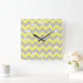 Geel en grijs Chevron Pattern Vierkante Klok (Huis)