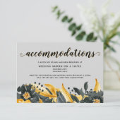 Geel en grijs Floral Modern Elegant Wedding Hotel RSVP Kaartje (Staand voorkant)