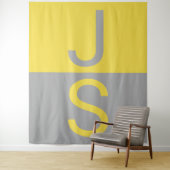 Geel en grijs Matig Initiaal Monogram Wandkleed (In situ)