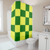 Geel en groen vierkant douchegordijn (In situ)