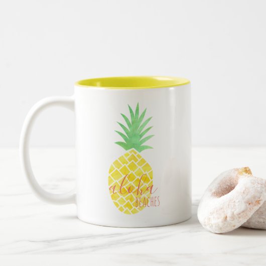 Geel en groen Waterverf Ananas Aloha Beaches Tweekleurige Koffiemok (Met donut)