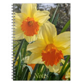 Geel en Oranje Daffodils Floral Notitieboek (Voorkant)