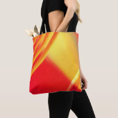 Geel en oranje rond patroon op een tas (Dichtbij)