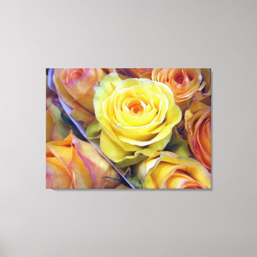 Geel en Oranje Roos Canvas Afdruk (Voorkant)
