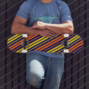 Geel en oranje verticale strepen marineblauw persoonlijk skateboard