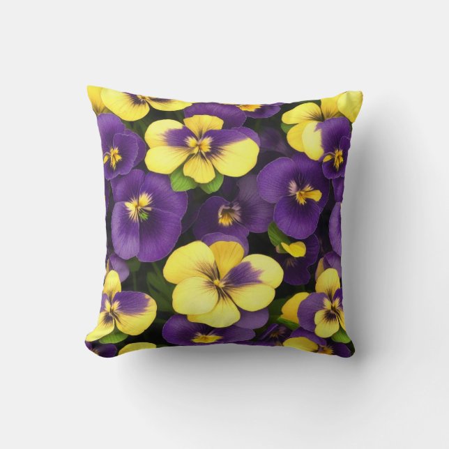 Geel en Paarse Pansy Flowers Kussen (Voorkant)