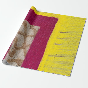 Geel en roze geverfde wand cadeaupapier
