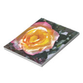 geel en roze notitieblok (Linkerzijde)