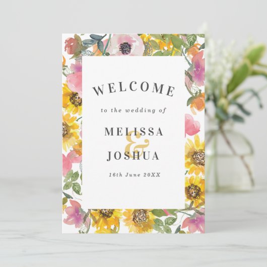 Geel en roze Waterverf Floral Flat Wedding Programmakaart (Staand voorkant)