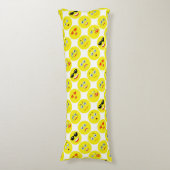 Geel en wit Emoji-patroon Lichaamskussen (Voorkant Verticaal)