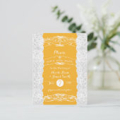 Geel en wit Lace Elegant Wedding Save the Date Aankondigingskaart (Staand voorkant)