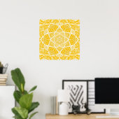 Geel en wit Mandala - Loergann in Honey Poster (Thuiskantoor)