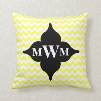 Geel en zwart chevron monogram kussen
