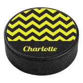 geel en zwart chevron patroon hockey puck (3/4)