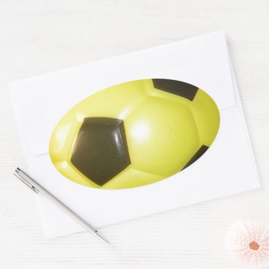 Geel en zwart Football. Ovale Sticker (Envelop)