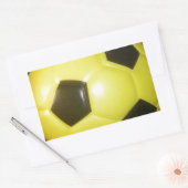 Geel en zwart Football. Rechthoekige Sticker (Envelop)