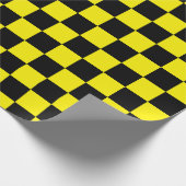 Geel en zwart gecontroleerd cadeaupapier (Hoek)