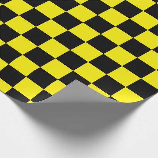 Geel en zwart gecontroleerd cadeaupapier (Hoek)