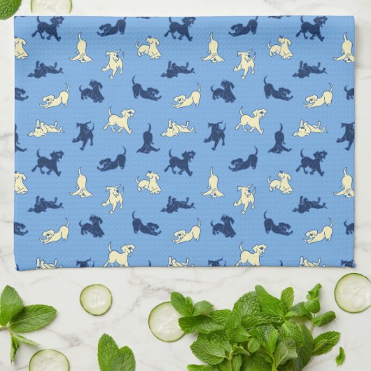Geel en Zwart Lab Puppies Schattige Fun Blue Theedoek (Gevouwen)