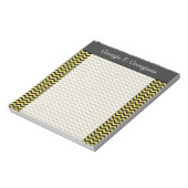 Geel en zwart looplijnpatroon + aangepaste naam notitieblok (Linkerzijde)