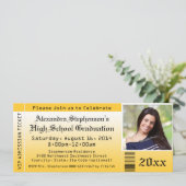 Geel Foto Afstuderen Ticket-uitnodigingen Kaart (Staand voorkant)