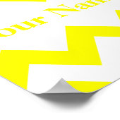 Geel gebold Chevron met monogram Poster (Hoek)