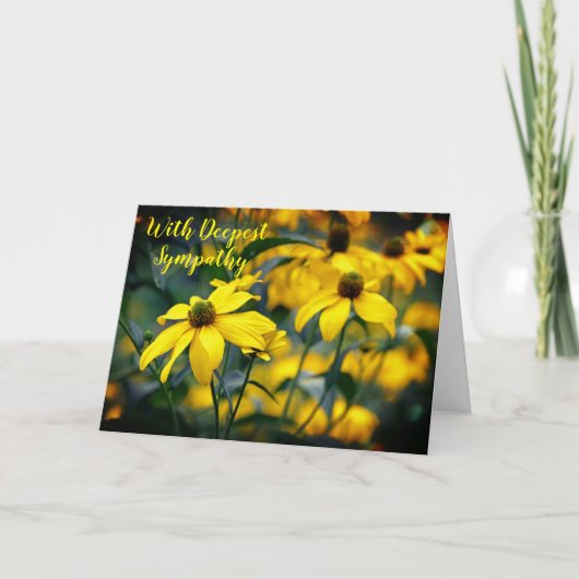 Geel gesneden blad conebloem met diepste sympathie kaart (Voorkant)