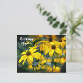 Geel gesneden lederen naaldje denkend aan jou briefkaart (Staand voorkant)