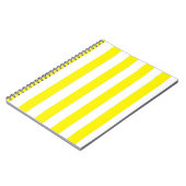 Geel gestreept notitieboek (Linkerzijde)