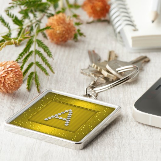 Geel goud met monogram en spaarpjes sleutelhanger (Zijkant)