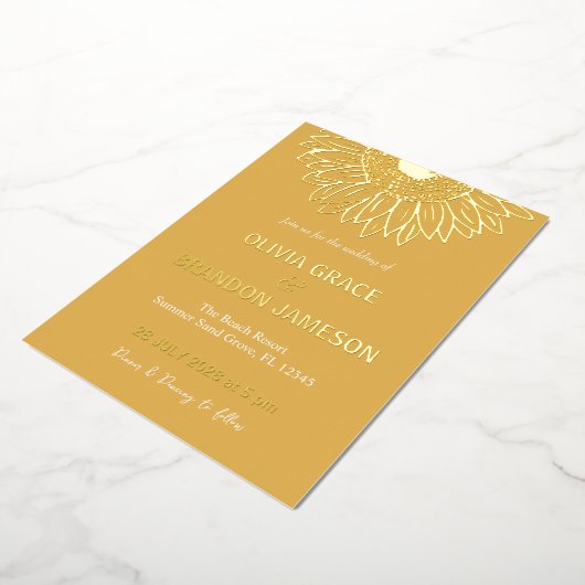 Geel Goud Zonnebloem Moderne Bloemen Bruiloft Folie Uitnodiging (Gedraaid)