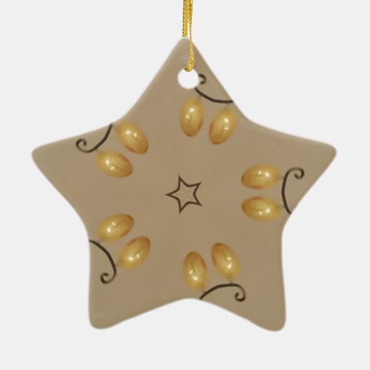 Geel gouden eierpatroon paaseieren bijtend beige keramisch ornament (Achterkant)