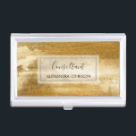 Geel Gouden Folie Luxe Brush Strokes Visitekaarthouder<br><div class="desc">Geel Gouden Folie Luxe Borstel Strokes Business Card Houder met glam zwarte hand geletterde elegante typografie voor het monogram. De trendy gele Gold Foil visitekaarthouder kan voor elk beroep worden aangepast. Als het beroep of de naamtekst niet aan uw behoeften voldoet,  neem dan contact op met de ontwerper.</div>