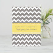 Geel Gray Chevron Baptism Uitnodiging (Staand voorkant)