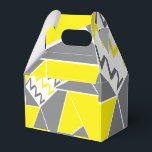 Geel Grijs Chevron Streep Geometrisch Patroon Bedankdoosjes<br><div class="desc">Geel Grijs Chevron Stripe Geometrische Patroon Favor Box ontworpen door Nisha Prabhu. Voeg een POP van stijl toe aan elk evenement met onze Yellow Grey Chevron Stripe Geometric Pattern Favor Box! Deze opvallende doos is voorzien van een trendy chevron streep design in levendig geel en strak grijs, waardoor het het...</div>