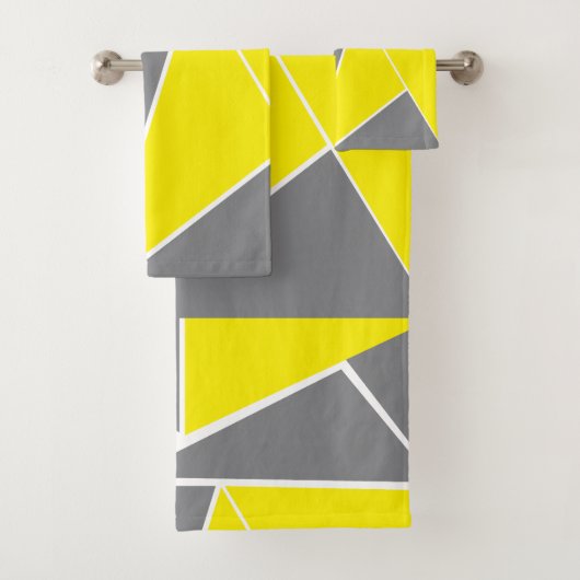 Geel Grijs Chevron Stripe geometrisch Bad Handdoek (Insitu)