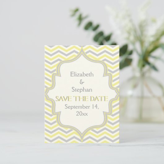 Geel grijs chevron zigzag bruiloft Save the Date Aankondigingskaart (Staand voorkant)
