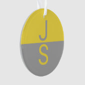 Geel & Grijs Modern Beginletters Monogram Ornament (voorkant)