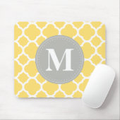 Geel grijs monogram Quatrefoil Patroon Muismat (Met muis)