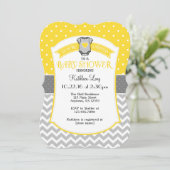 Geel Grijs Polka Dot Chevron Baby shower Uitnodige Kaart (Staand voorkant)