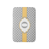 Geel grijs Quatrefoil Monogram Bathmat Bath Mats Badmat (Voorkant Verticaal)