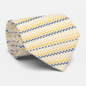Geel Grijs Wit Chevron Zig Zag Patroon Heren Stropdas (Opgerold)