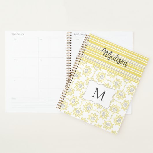 Geel grijze stripes bije rendy monogram planner (Display)