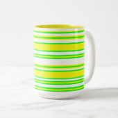 Geel groen horizontaal multi-Stripe Tweekleurige Koffiemok (Voorkant rechts)