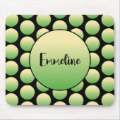 Geel Groen Retro Stippen op Zwart met Script Naam Muismat (Voorkant)
